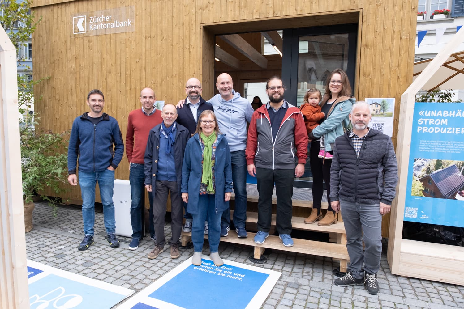 VIVĀN ELEMENT SwissBijou: das Team am HEV-Jubiläum