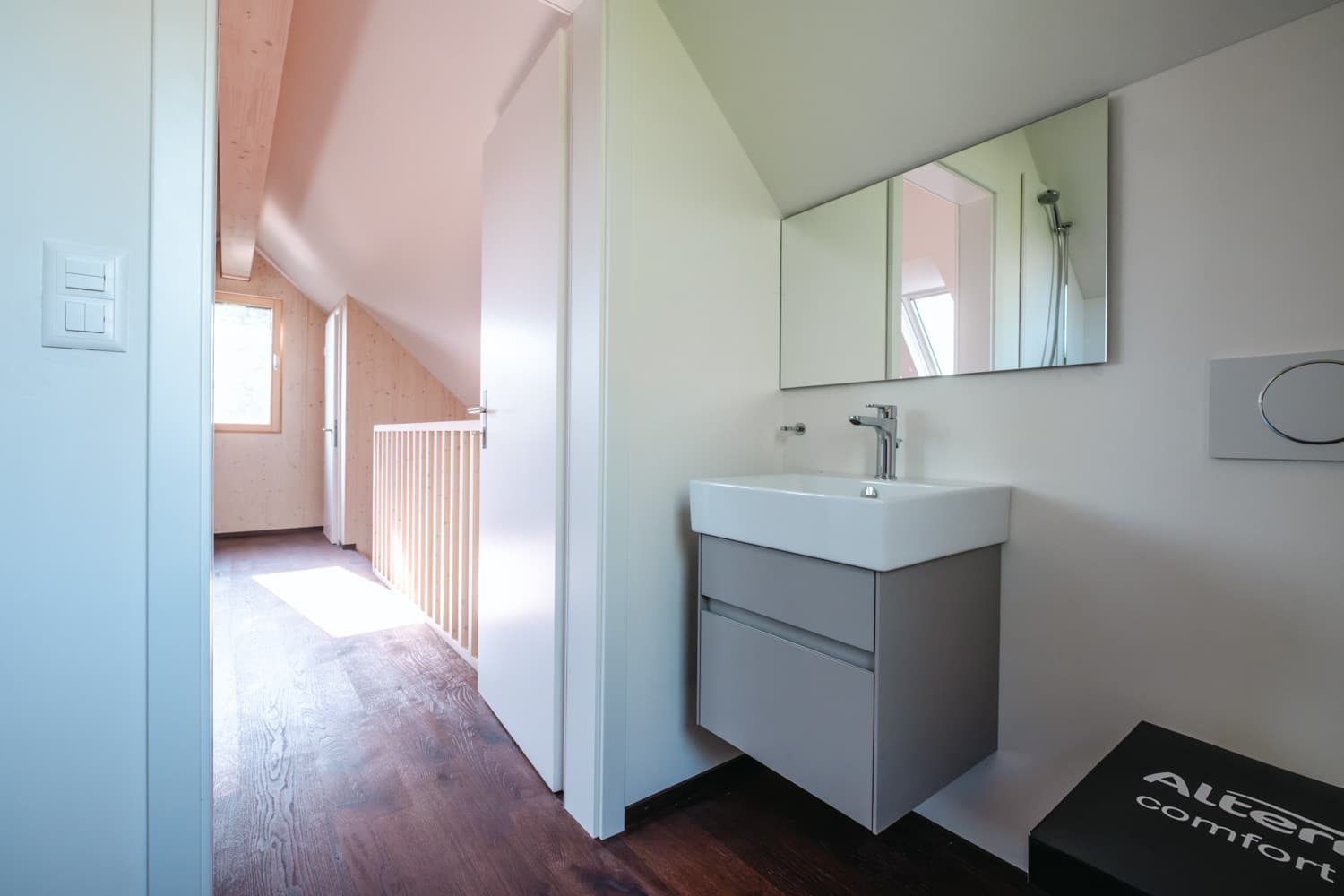 VIVĀN SIGNATURE Compact in Zürich-Wipkingen: Badezimmer